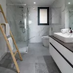 Sr Oasis 325 Luxury 3bdr With Sea View Estepona