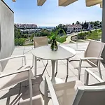 Sr Oasis 325 Luxury 3bdr With Sea View Estepona