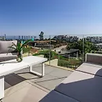 Sr Oasis 325 Luxury 3bdr With Sea View Estepona