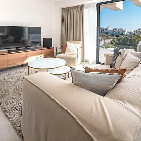 Sr Oasis 325 Luxury 3bdr With Sea View Estepona