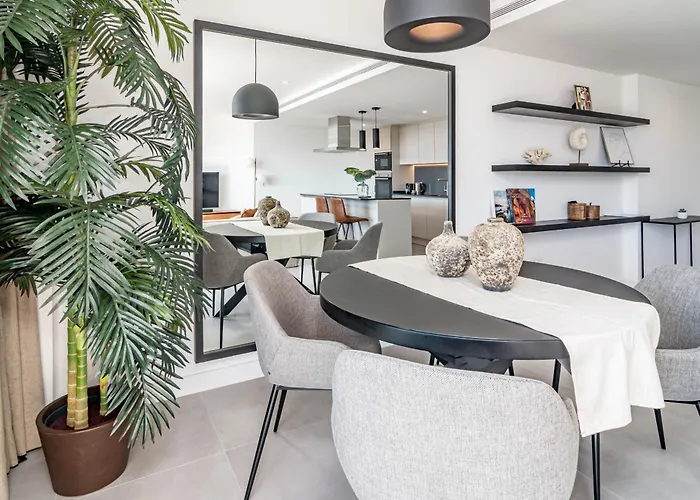 Sr Oasis 325 Luxury 3bdr With Sea View Estepona