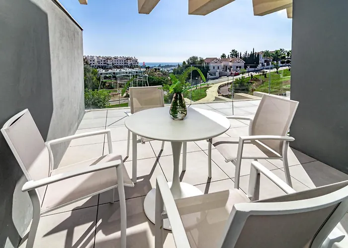 Sr Oasis 325 Luxury 3bdr With Sea View Estepona